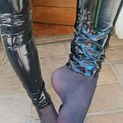Young Goddess Kim shiny Video 270325.mp4 snapshot 02.29 [2025.05.01 09.40.23]